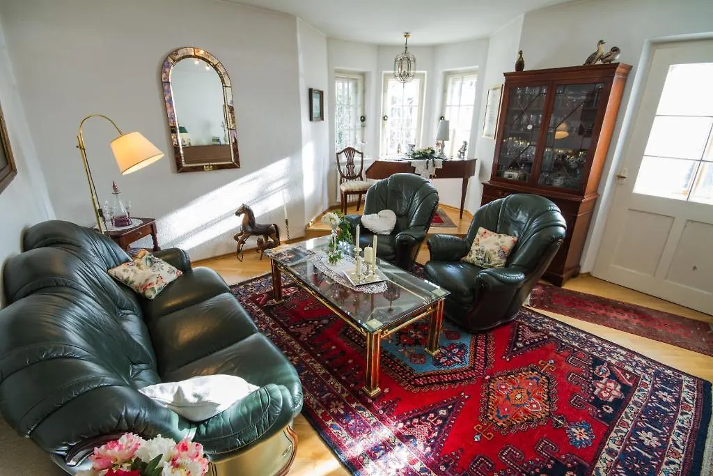 بيت ضيافة باد تولز Hotel Landhaus Iris